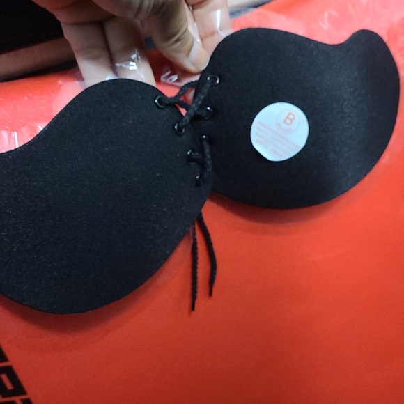 Front Lacing Silicone Push Up Bra Adhesive - Picture 3 of 5